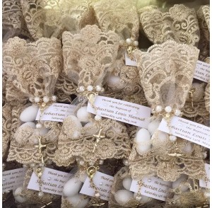 Gold lace bonbonniere bags with mini rosary bead