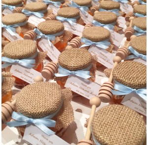 Hessian honey round jar bonbonniere