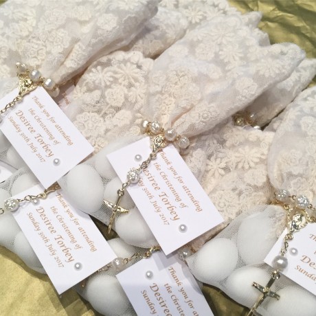 Pink lace bonbonniere bags 