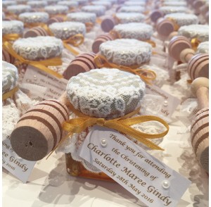 Honey square lace jar bonbonniere