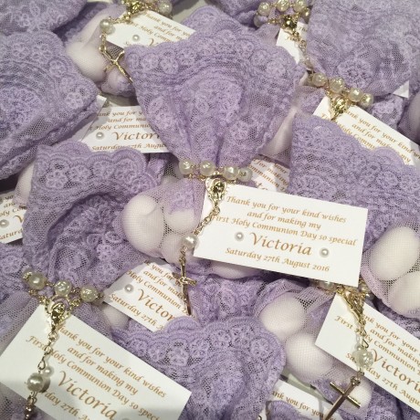 Lilac lace bonbonniere bags 