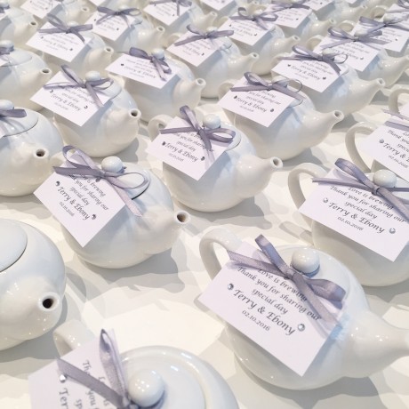 Mini teapot bonbonniere