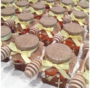 Hessian honey jar bonbonniere