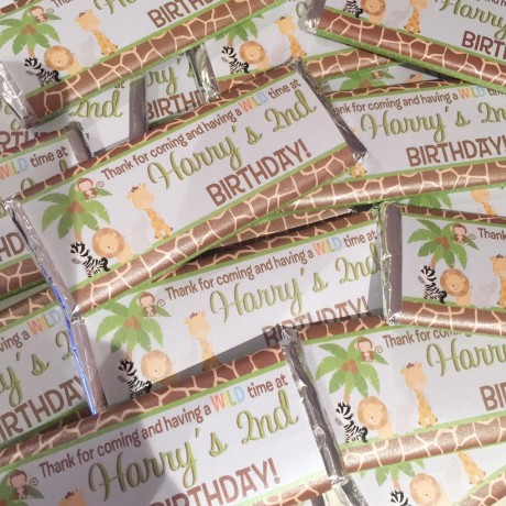 Oversized themed chocolate bars Oversized themed chocolate bars